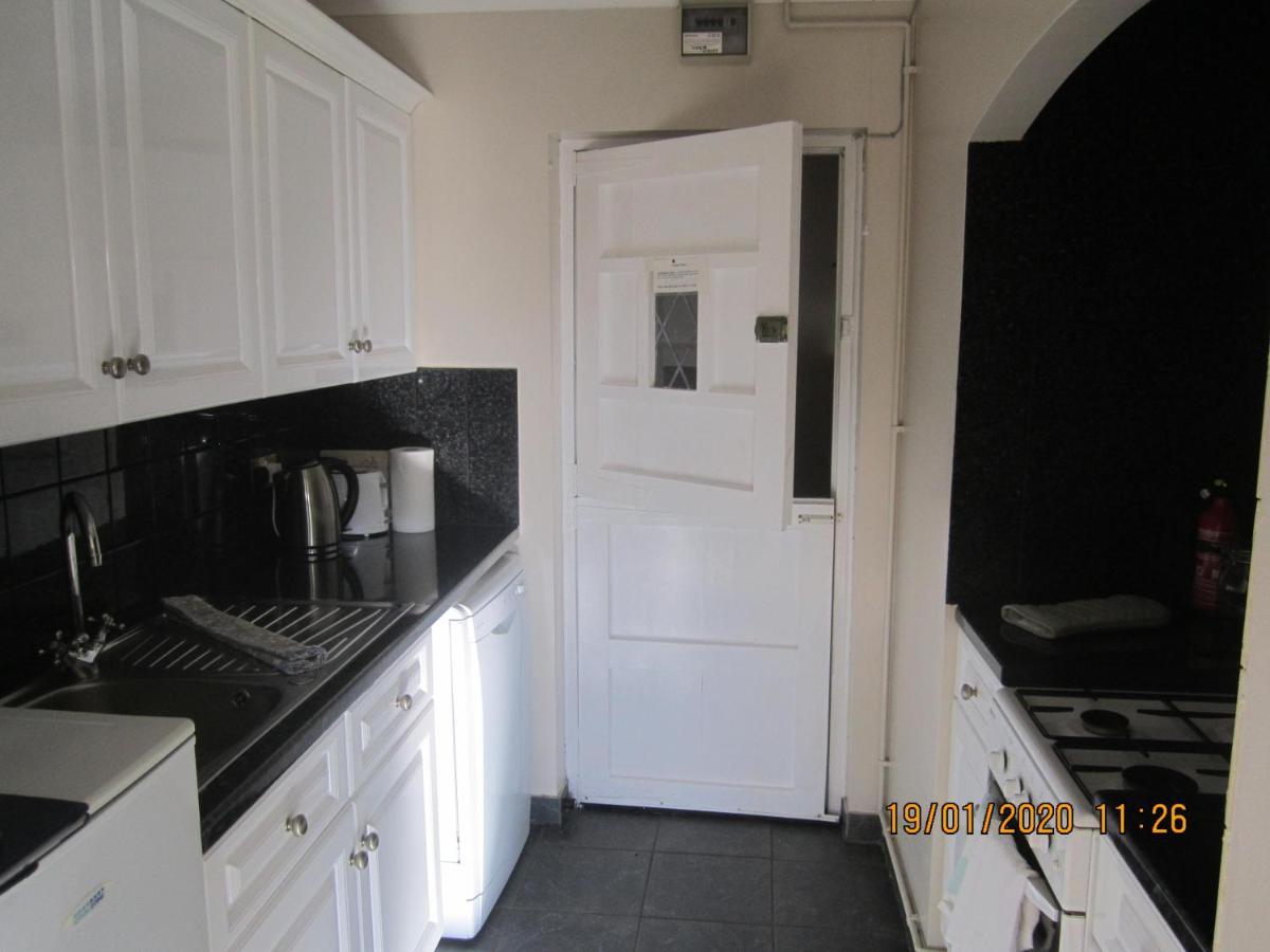 Cwmbach Guest House Neath Ngoại thất bức ảnh
