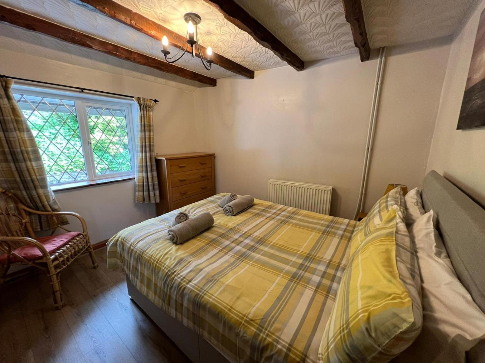 Cwmbach Guest House Neath Phòng bức ảnh
